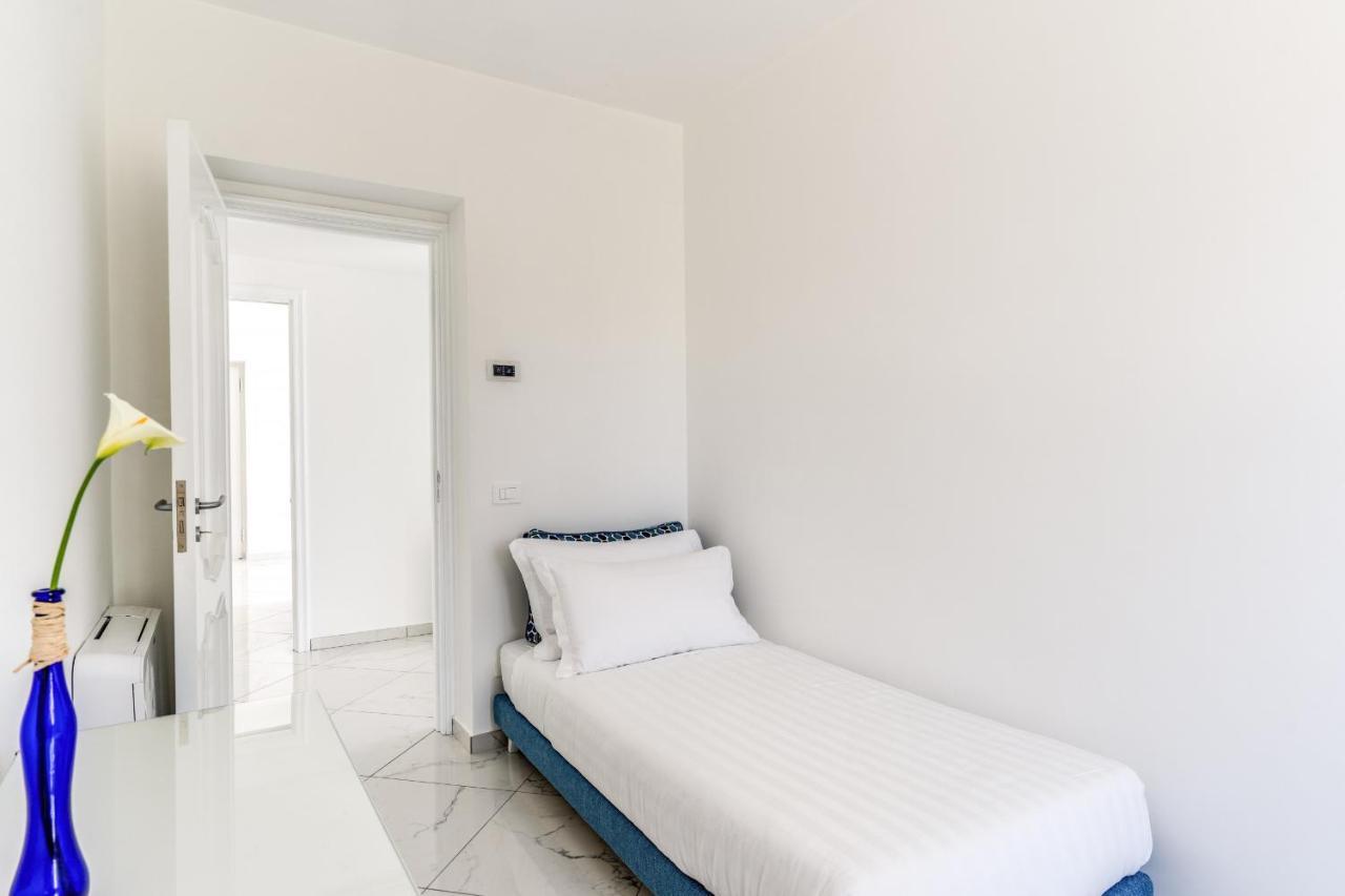 Villa Rusinella Minimalist Retreat With Sea Views Massa Lubrense Eksteriør billede